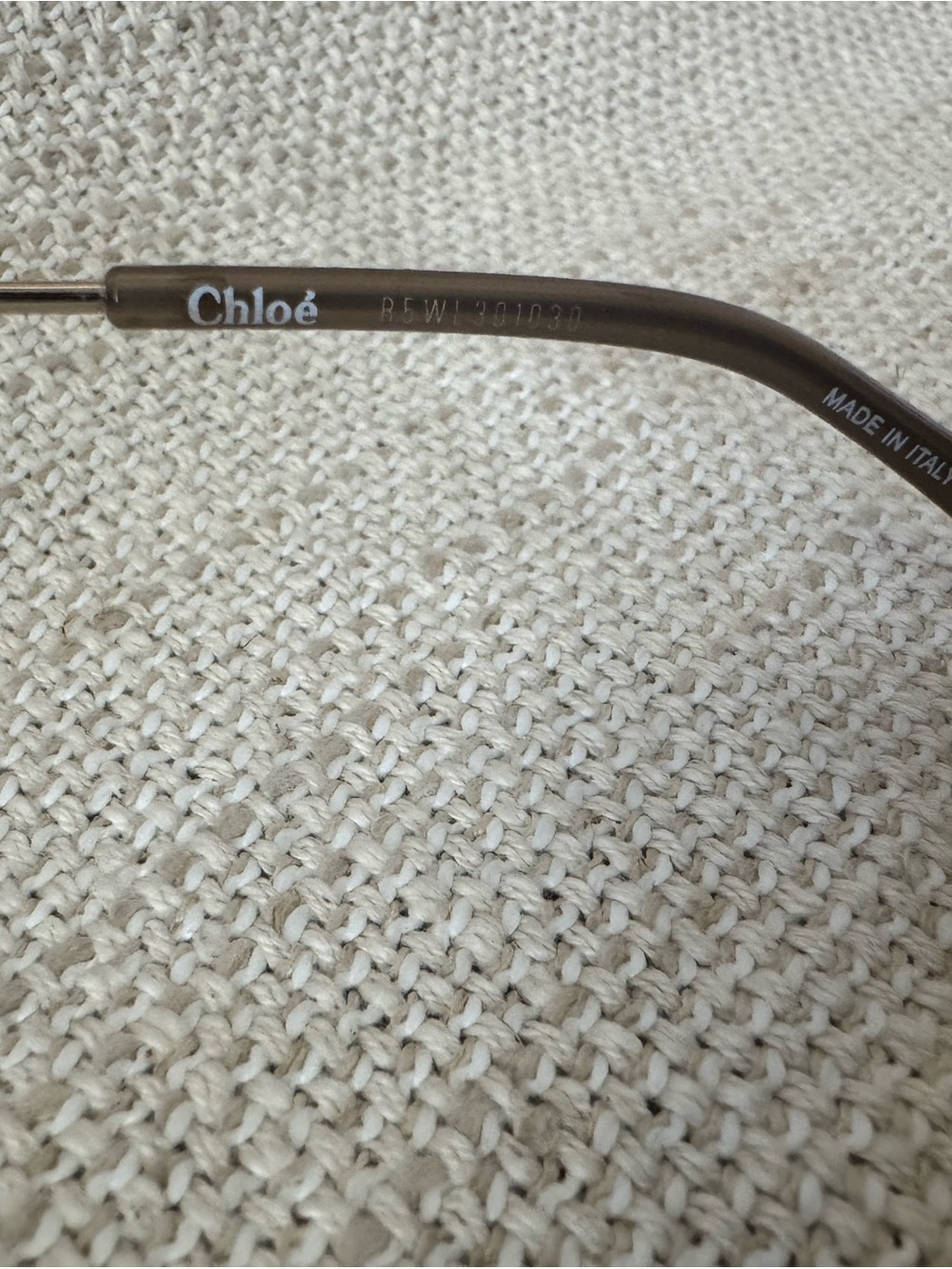 Chloé Sunglasses with Gradient Lenses - Picture 3 of 8